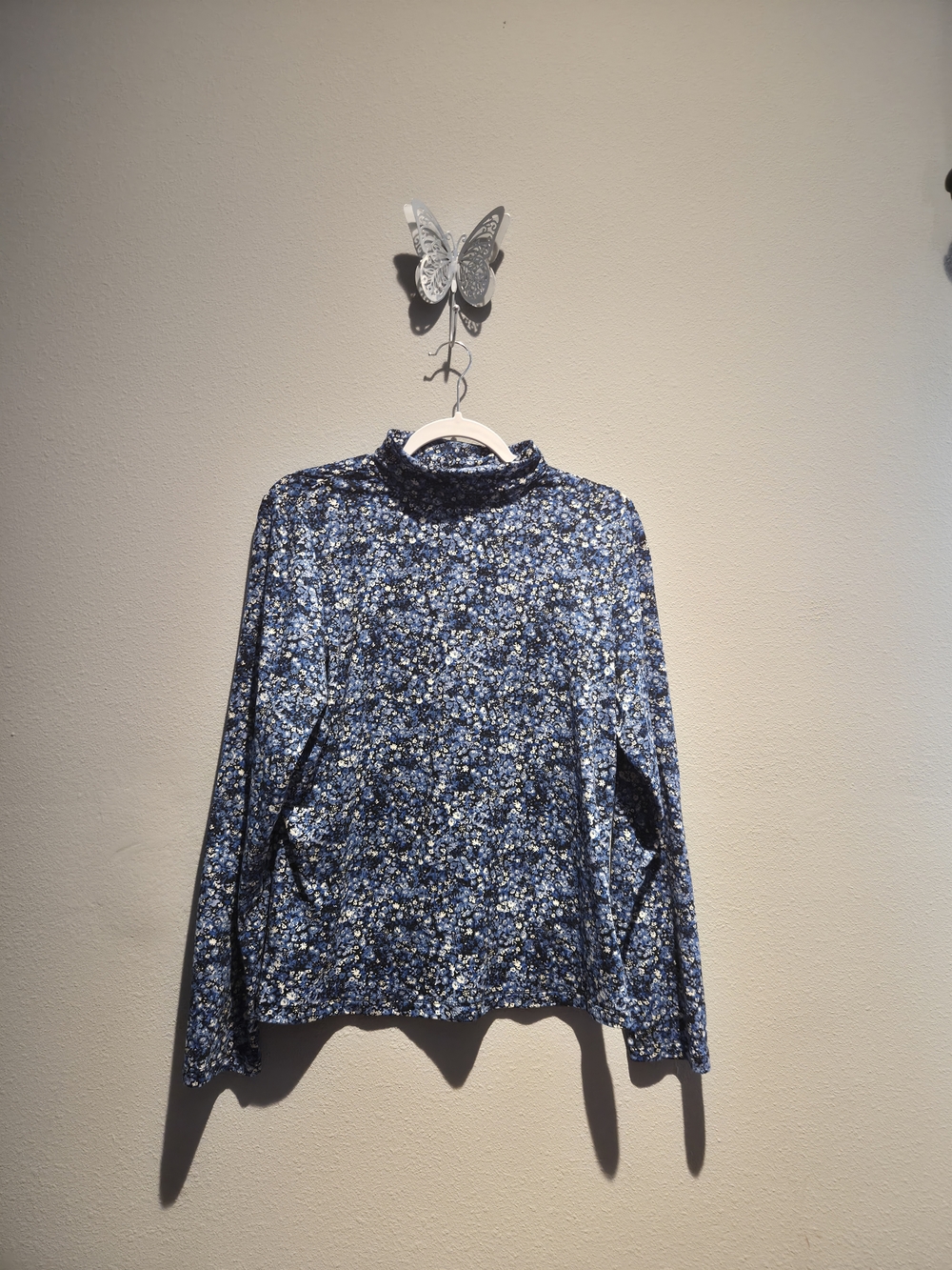 Design History Blue Floral Mock Neck Blouse